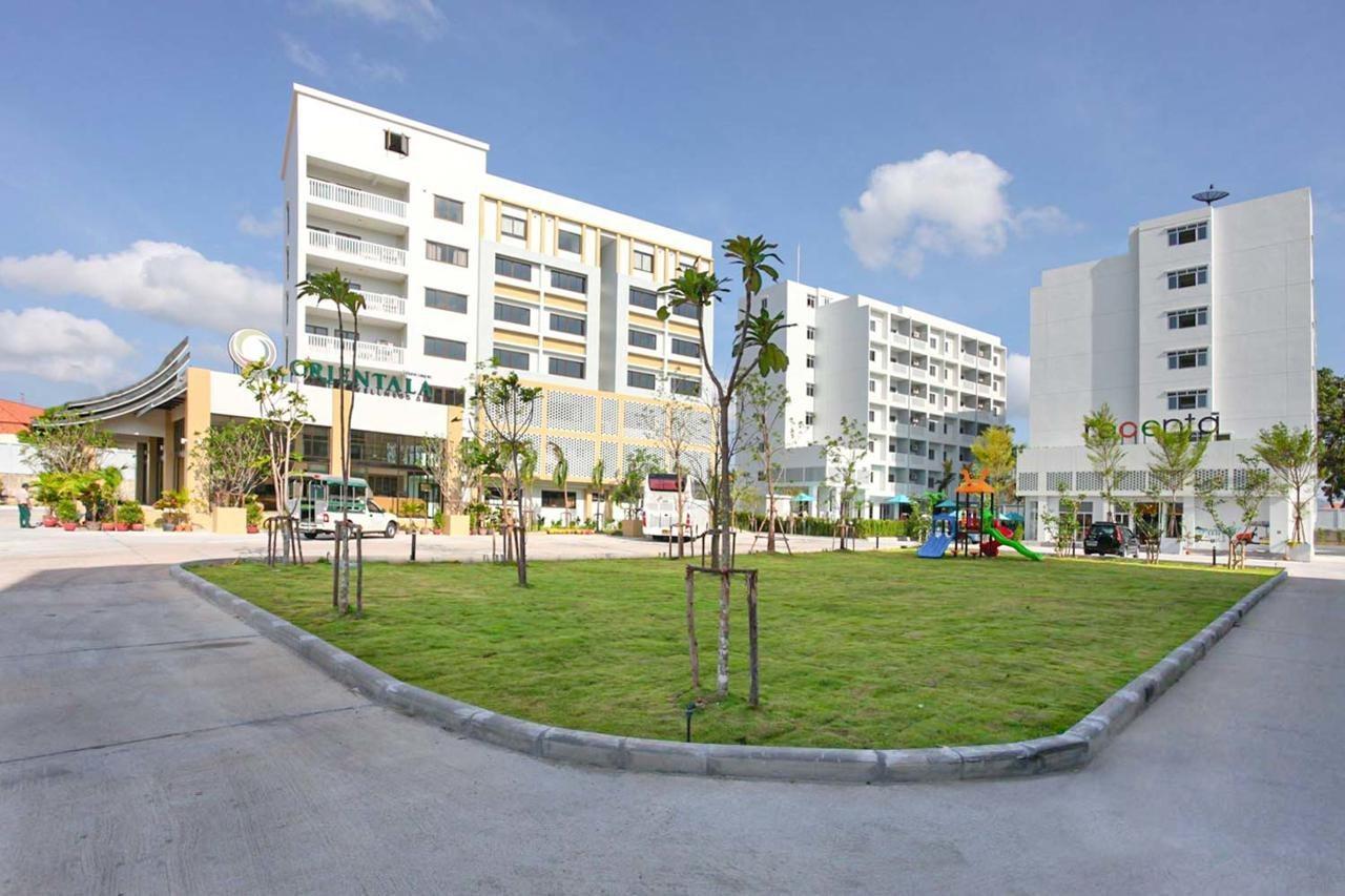 Recenta Suite Phuket Suanluang Exterior foto